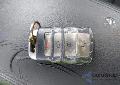 2015 Kia Cadenza Premium из США, поврежденный, VIN KNALN4D76F5193678